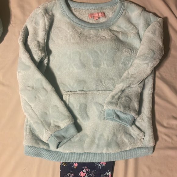 Bundle of 3 for little girl 4t - Picture 3 of 5